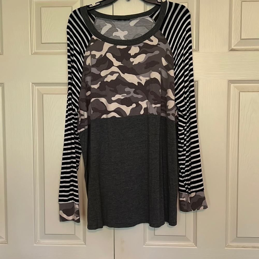 Long sleeve tshirt
